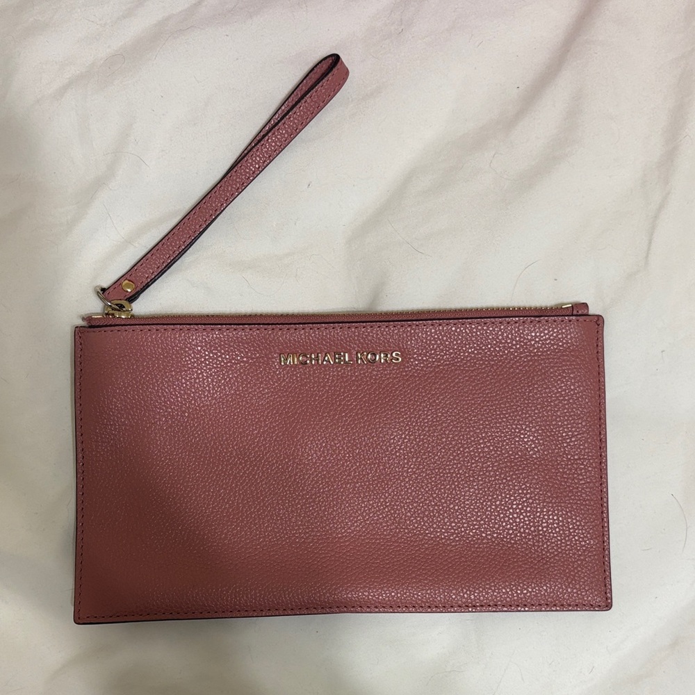 Michael Kors Rose Wristlet